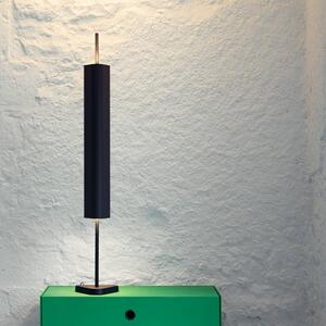 FLOS LED stolová lampa Emi, tmavomodrá, stmievateľná, výška 114 cm