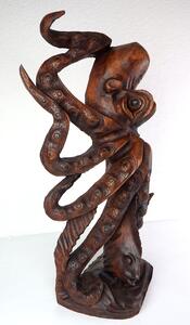 Soška CHOBOTNICA - hnedá , exotické drevo, ručná práca, 55 cm