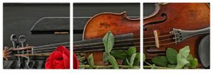 Obraz husle a ruže na klavíri (Obraz 90x30cm)