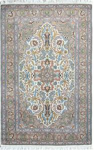 Klasický farebný koberec Kashmir Rayon s medajlónom 1,20 x 1,80 m
