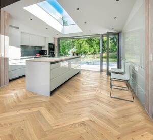 Káhrs Herringbone Dub cc dim biely 111PCCEKDWKE600 - 2.30 m2