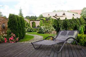 Relaxačné ležadlo so strieškou do záhrady pre 2 osoby
