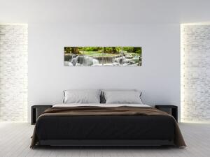 Obraz lesných vodopádov (Obraz 160x40cm)