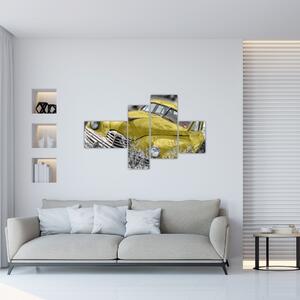 Obraz žltého autá na lúke (Obraz 110x70cm)