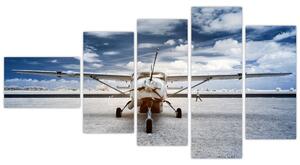 Obraz lietadla pred štartom (Obraz 110x60cm)