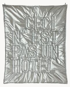 Nástenná dekorácia Ceci n'est pas un hôtel