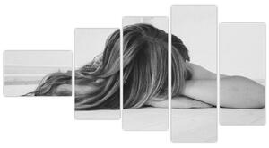 Obraz ležiace ženy (Obraz 110x60cm)