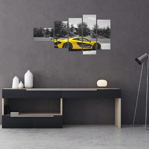 Žlté športové auto - obraz (Obraz 110x60cm)