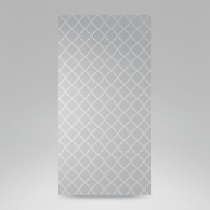 Sivo biele metrážové škandinávske závesy s výrazným vzorom Sivá