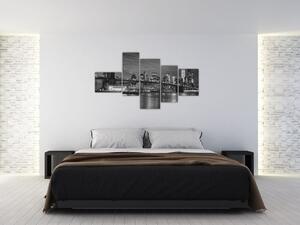 Čiernobiely obraz mesta (Obraz 150x85cm)