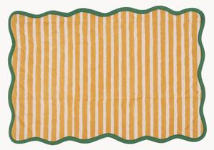 Prešívané pruhované prestieranie Scallop