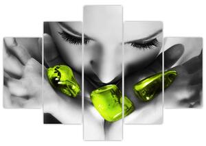 Moderný obraz - zelené kamene v dlani (Obraz 150x105cm)