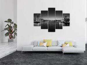 Čiernobiely obraz mesta (Obraz 150x105cm)