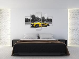 Žlté športové auto - obraz (Obraz 150x105cm)