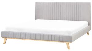 Posteľ svetlosivá 180 x 200 cm čalúnený ženilkový rám postele vysoké prešívané čelo spálňa