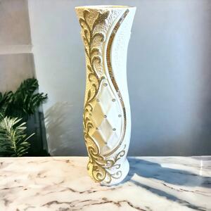 Váza keramická s ornamentom