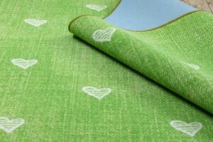 Metrážny koberec HEARTS zelený