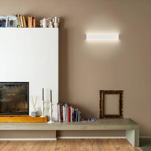 Nástenné svietidlo LED Box W2 bi-emission, W 61,9 cm, biela, 2700 K
