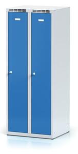 Znížená kovová šatníková skrinka, 2-dverová, 1500 x 600 x 500 mm, otočný zámok, modré dvere