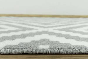 Metrážny koberec Romby sivý