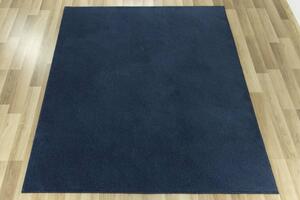 Metrážny koberec Bounty 85 granátový modrý