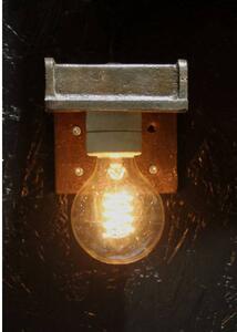 Industriálna nástenná lampa