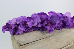 Fialová umelá orchidea na stonke 115cm