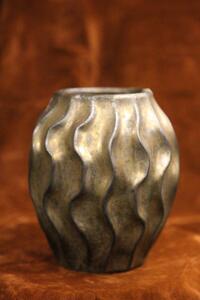 Hnedá future váza 21 cm