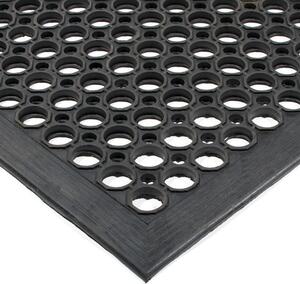Odolná priemyselná gumová rohož, protiúnavová, 1 spoj dlhšia strana, 0,9 x 1,5 m, čierna