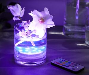 Svietidlo do vody s LED, ktoré mení farbu