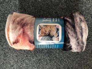 Jerry Fabrics Detská deka Mikroflanel Mačička kĺbko 120/150 cm