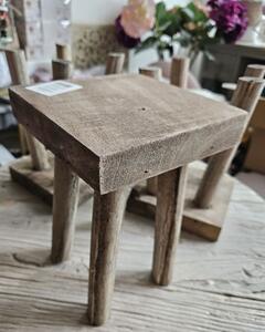 Dekoračná stolička zo svetlého dreva viacerých antik - 18*18*26 cm - Clayre & Eef