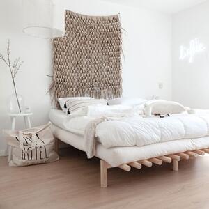 Dvojlôžková posteľ z borovicového dreva s matracom Karup Design Pace Comfort Mat Natural Clear/Natural, 140 × 200 cm
