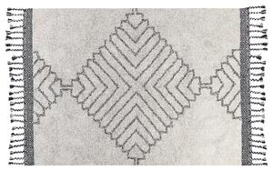 Koberec biely a čierny bavlnený 140 x 200 cm obdĺžnikový geometrický vzor strapce ručne tkaný moderný boho dizajn chodba