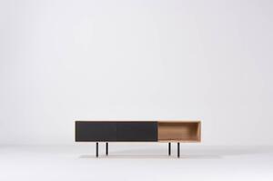 Čierny TV stolík z dubového dreva Gazzda Fina, šírka 160 cm