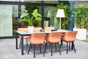 Oranžové plastové záhradné stoličky v súprave 2 ks Sophie – Hartman