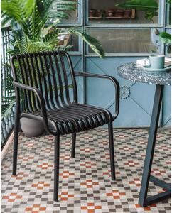 Čierna záhradná stolička Kave Home Isabellini