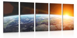 5-dielny obraz pohľad na planétu z vesmíru