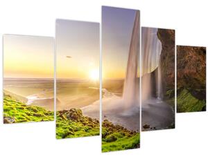 Obraz - Seljalandsfoss spoza vnútra jaskyne (150x105 cm)