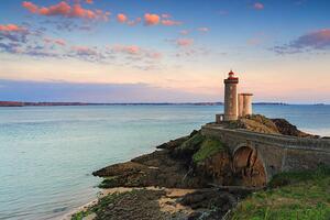 Ilustrácia Minou lighthouse in France, fhm