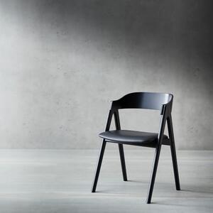 Čierna jedálenská stolička z dubového dreva s koženým sedákom Findahl by Hammel Mette