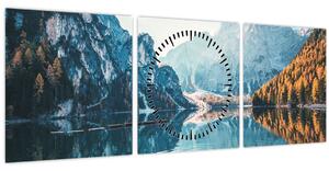 Obraz - Lode na jazere Braies (s hodinami) (90x30 cm)