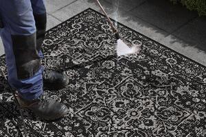 Hanse Home Collection koberce Kusový orientálny koberec Flatweave 104807 Black / Cream – na von aj na doma - 80x150 cm