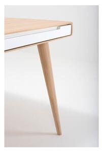 Jedálenský stôl z dubového dreva Gazzda Ena Two, 140 × 90 cm