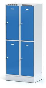 Šatníková skrinka na sokli s úložnými boxami, 4 boxy, 1920 x 800 x 500 mm, cylindrický zámok, modré dvere