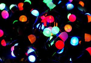 Vianočné LED osvetlenie 20 m - farebné, 200 MAXI LED diód