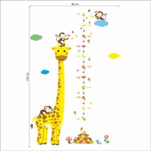 Samolepka na stenu "Detský meter - Žirafa s opičkami" 135x86 cm