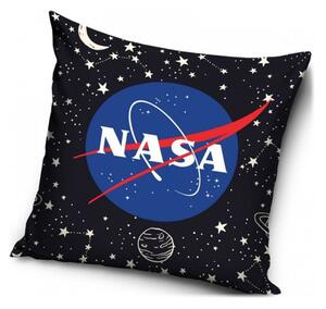 Vankúš NASA s logom Americkej vládnej agentúry pre pre letectvo a kozmonautiku - motív čierny vesmír - 40 x 40 cm