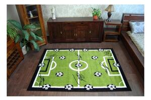 Detský kusový koberec Futbalové ihrisko zelený 2 140x190cm