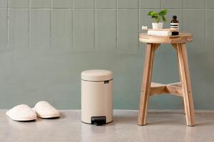 NÁŠĽAPNÝ ODPADKOVÝ KÔŠ 5 l Brabantia - Vybavenie kuchyne